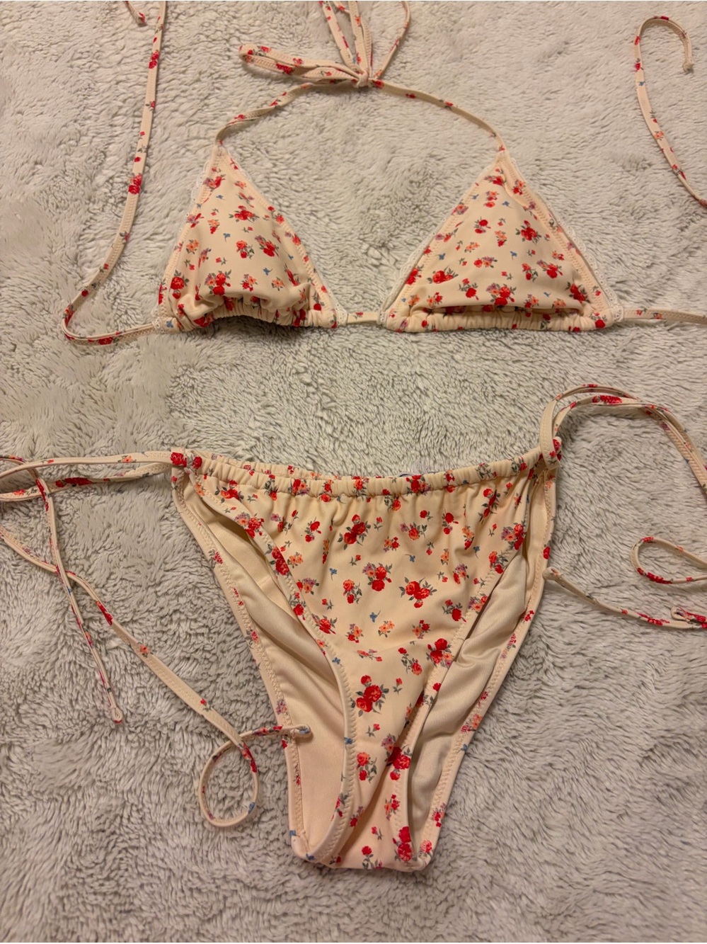 Parke x target collab Cream Floral String Bikini Set - Red Flower Print Sz Xs